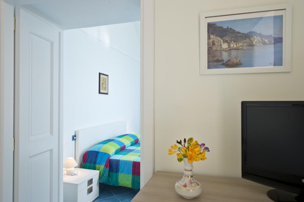 Appartement Blu Rose à Amalfi Extérieur photo